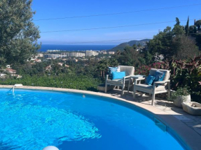 Fantastic villa in the bay of Cannes, 5 minutes from the beach - with private pool